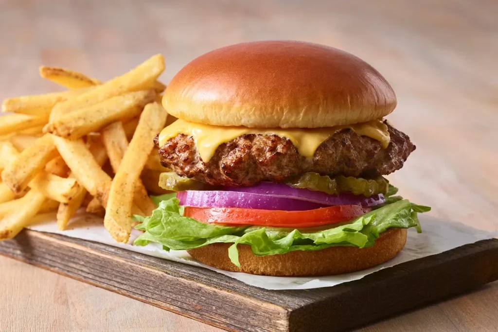 Applebee’s Classic Cheeseburger
