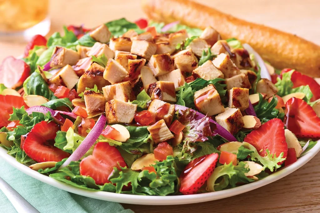 Applebee’s Strawberry Balsamic Chicken Salad